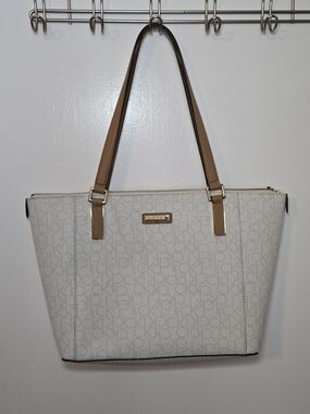 Calvin Klein Women's Ivory Brown Tan Logo Shoulder Handbag Purse New, No tags